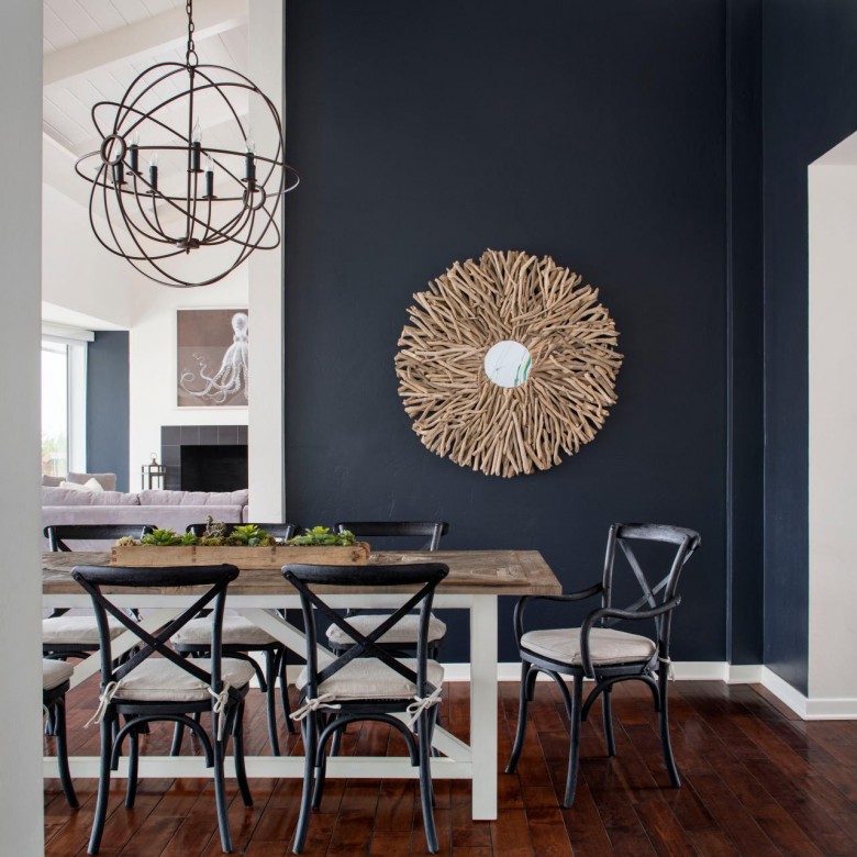 Navy-blue-kitchen-walls-e1455711268350.jpg